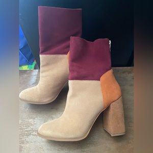 Chinese Laundry suede heeled booties size 10